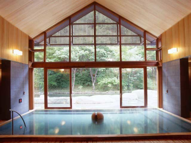 〈ハルニレテラスから徒歩5分〉星野温泉 トンボの湯