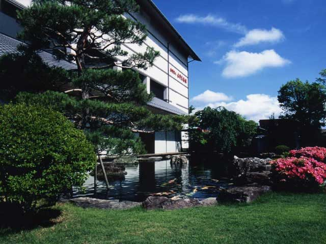 近代日本画や美人画などを展示「水野美術館」