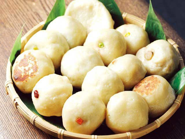 23種の具から選べるおやき「西澤餅屋」