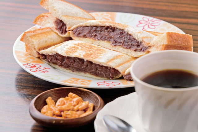 10:00 モーニング喫茶リヨン