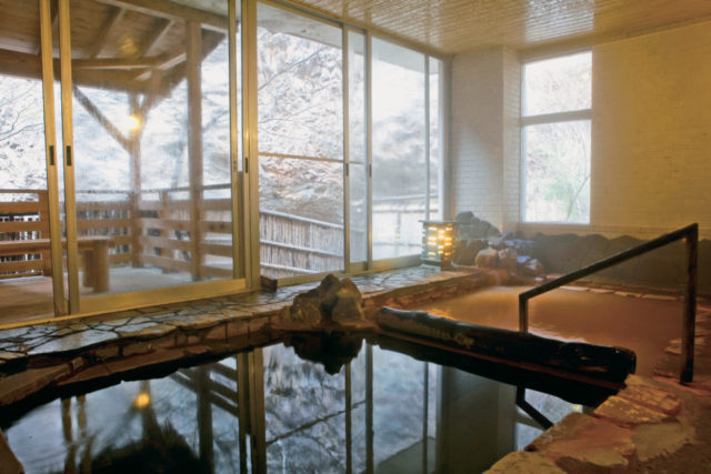 信州角間温泉 岩屋館