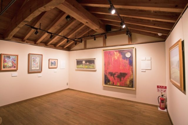 TOPIC シュナイダー広場でひと休みしよう