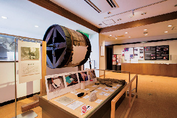 【甲府のお土産】2階の博物館もチェック