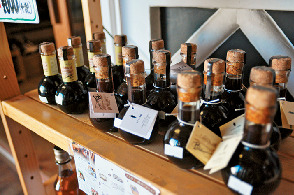 勝沼ワイナリーマーケット 新田商店