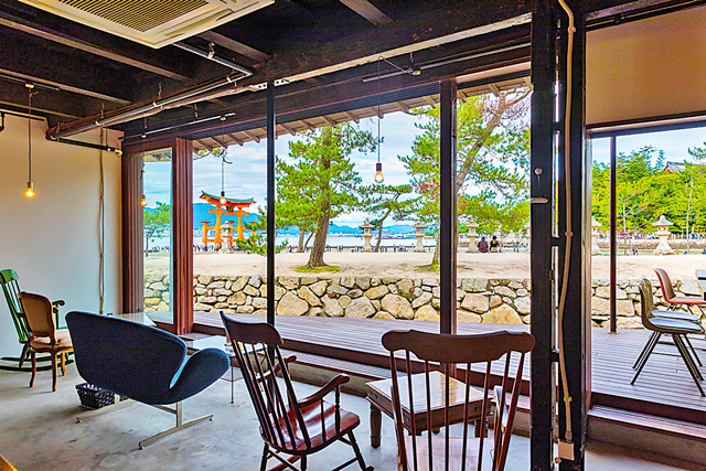 <宮島の絶景カフェ>Café Lente