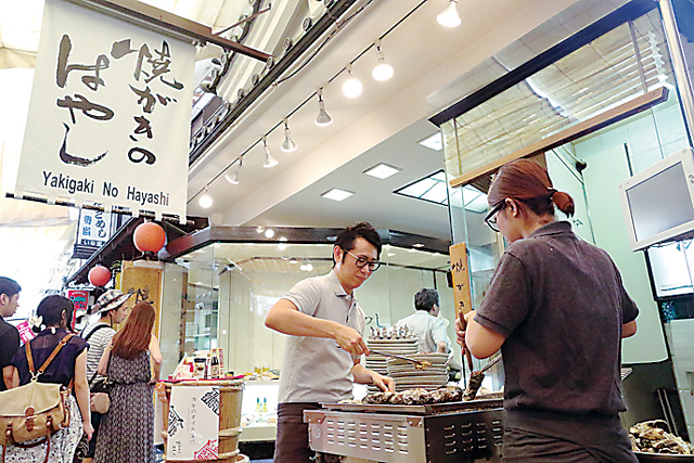 <宮島グルメ×カキ>焼がきのはやし