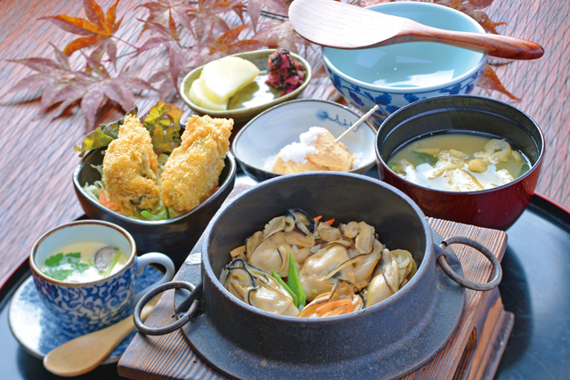 <宮島グルメ×カキ>芝居茶寮 水羽