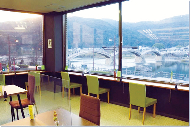 カフェいつつばし