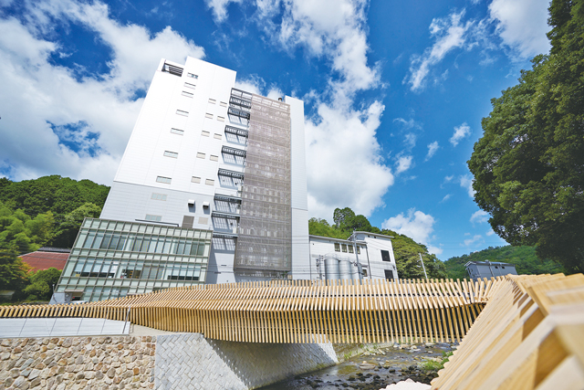 獺祭ストア 本社蔵