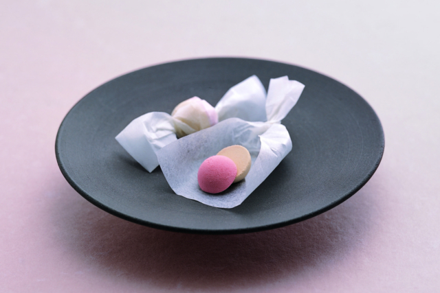 名古屋駅周辺で買える!おすすめの手土産5.両口屋是清の「二人静」