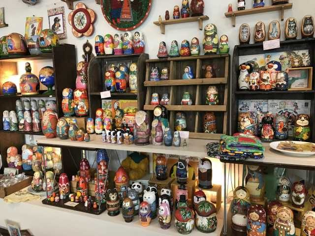 ロシアと日本のこだわり雑貨がいっぱい「JOHNNYJUMPUP」
