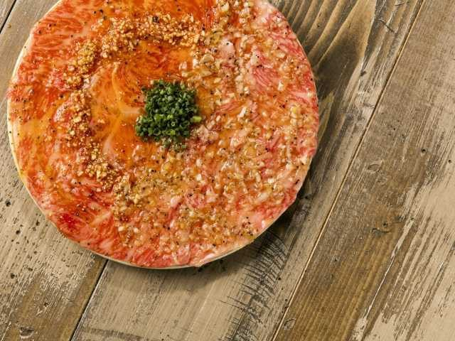 【東京×肉料理】芸術的な美しさ! とろける極上サーロイン「原宿焼肉 KINTAN」 <ユッケ>