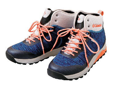 カップルで仲良くお買い物