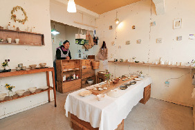 谷根千観光モデルコース④ ぬくもりある手作り品「たそがれ堂」