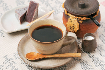 【谷根千×観光】世界のコーヒーを味わえる「自家焙煎珈琲 cafe 満満堂」