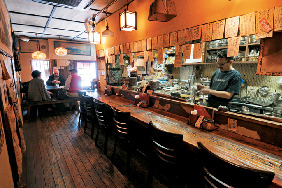 【谷根千×観光】世界のコーヒーを味わえる「自家焙煎珈琲 cafe 満満堂」