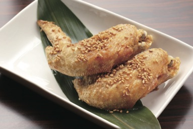 【名古屋駅周辺エリアの手羽先店】全国銘酒居酒屋 JAPANESE BAR 名古屋栄店