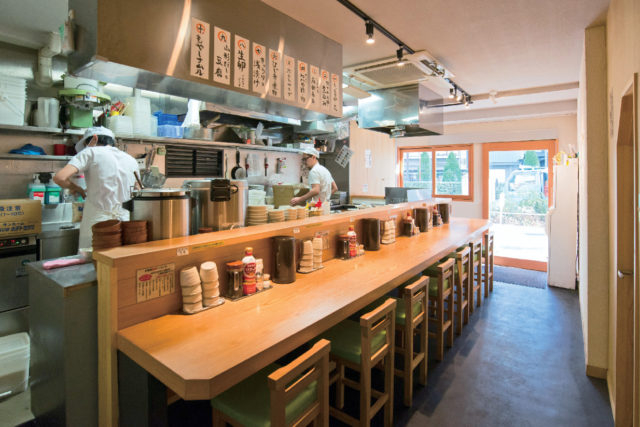 【東京×ヘビー級の肉料理】3枚重ねのとんかつに挑戦「とんかつは飲み物。」