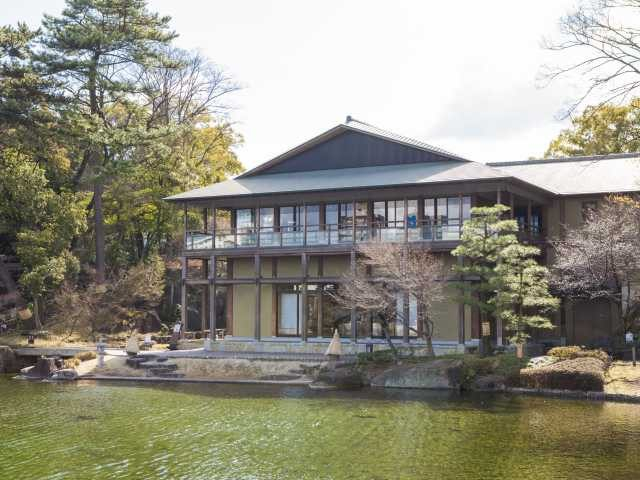 ここでひとやすみ 「ガーデンレストラン徳川園」