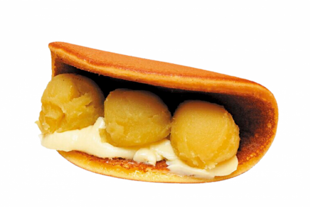 【浅草の食べ歩きスポット】仲見世限定の芋ようかんをアレンジ「舟和 仲見世3号店」