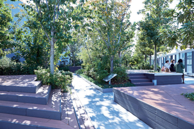 ショップ以外もチェック!