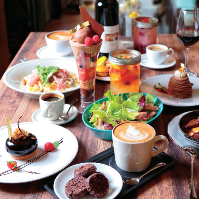 駅直結のフードアーケード