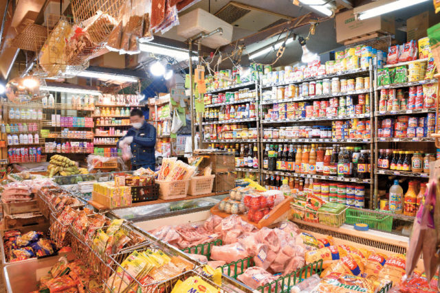 【上野・アメ横×ショッピング】アジアの食品が手に入る!「新井商店」