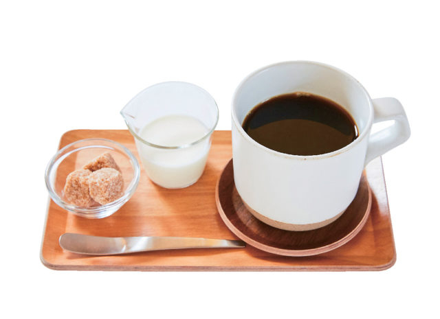 【人形町・浜町観光おすすめスポット】約2000冊の本が並んだカフェスペース「Hama House」