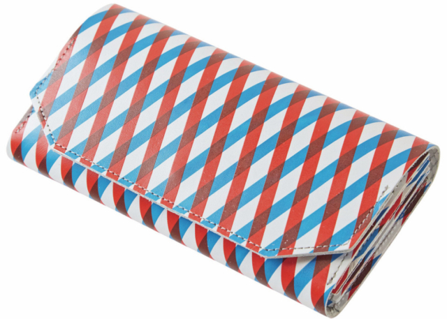 斬新で遊び心あふれるレザーグッズ「carmine design factory!」