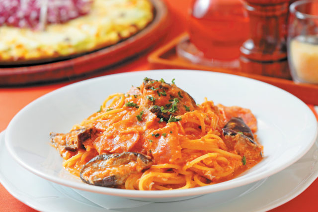 人気の美食ランチ!カジュアルに楽しむ!