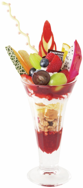 【スイーツがおすすめの渋谷のおしゃれカフェ】リッチ感を楽しめる至福のパフェ「Gourmand Market KINOKUNIYA 渋谷スクランブルスクエア店」