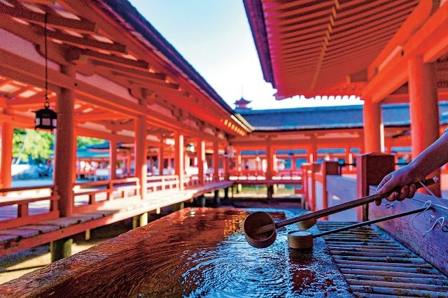 嚴島神社 参拝ルート⑤御本社で三女神にお参り