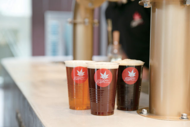 1階 ビアスタンド