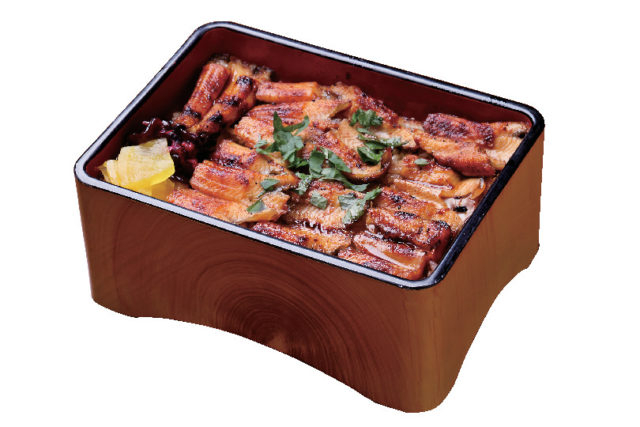 【1泊2日の広島観光モデルコース 1日目】11:45 あなごめしでランチ