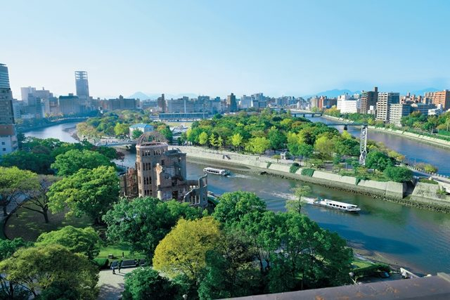 【1泊2日の広島観光モデルコース 2日目】10:00 平和記念公園を見学