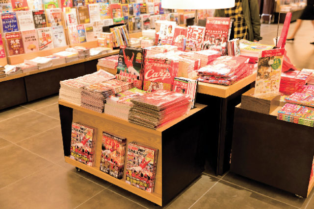 1~3階 エディオン蔦屋家電