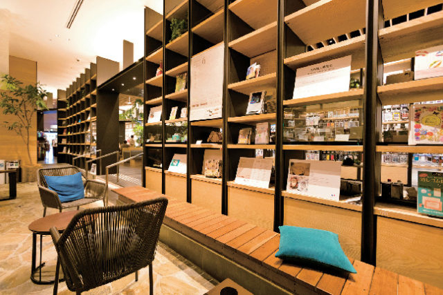 1~3階 エディオン蔦屋家電