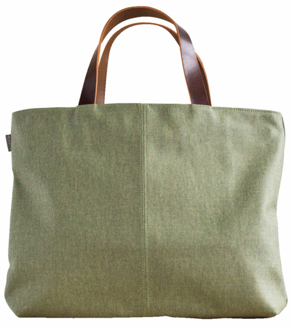 優しい色合いの草木染めアイテム「MAITO 蔵前本店」