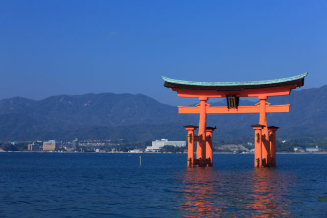 世界遺産 厳島神社へ 宮島観光を１０倍楽しむ方法 観光旅行メディア まっぷるトラベルガイド