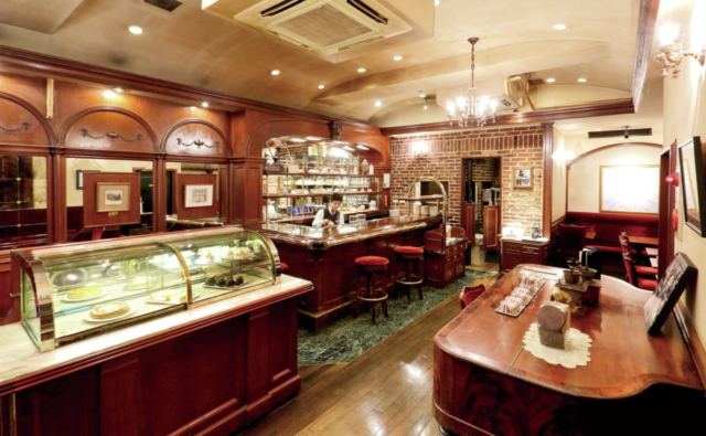 【銀座×純喫茶】トリコロール 本店