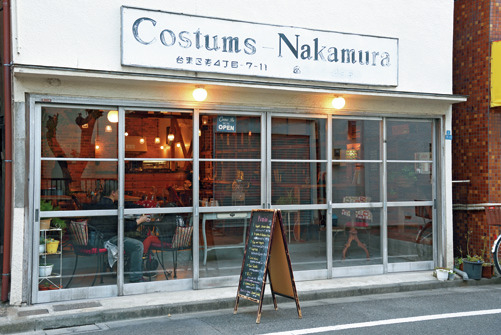 ふんわりパニーニのワンプレートランチ「イリヤプラスカフェ@カスタム倉庫」