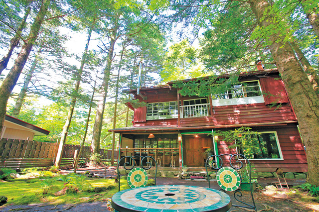 貴重な歴史的建造物で過ごすティータイム「旧軽井沢Cafe 涼の音」