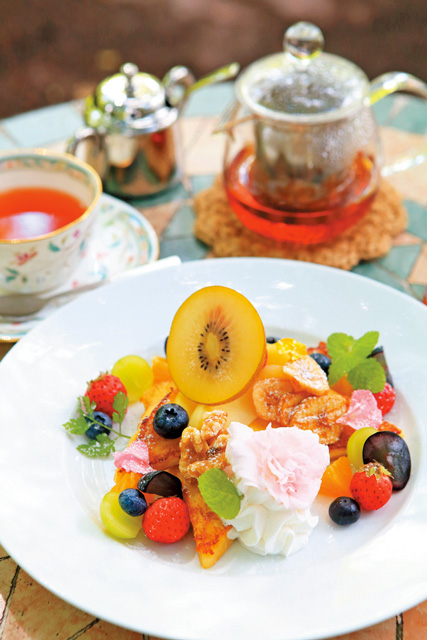 貴重な歴史的建造物で過ごすティータイム「旧軽井沢Cafe 涼の音」