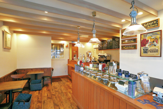 【軽井沢駅周辺のカフェ×スイーツカフェ】Gelateria Gina