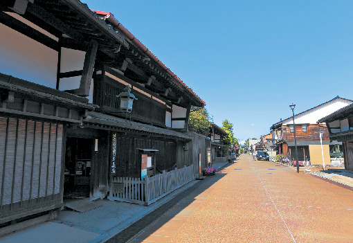 富山タウン・八尾