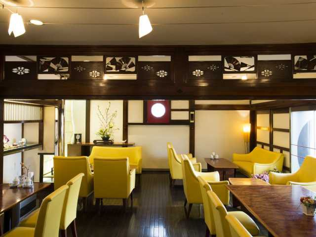 【福島・会津若松×レトロカフェ】江戸時代創業の老舗酒蔵で 極上の酒スイーツを味わう「蔵喫茶 杏」