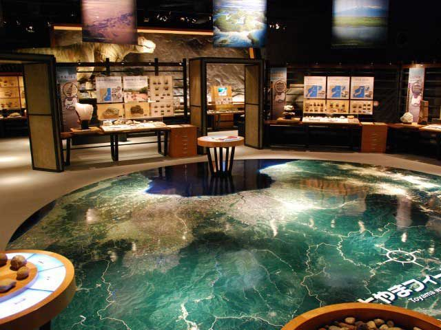 富山市科学博物館