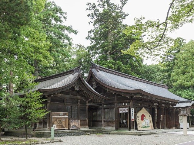 雄山神社 前立社壇