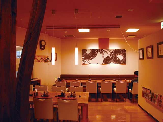 昼も夜も美味しさ満点 酒と肴と蕎麦の店「けやき亭」