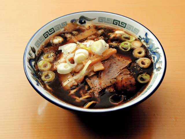 富山ブラックラーメン 喜八